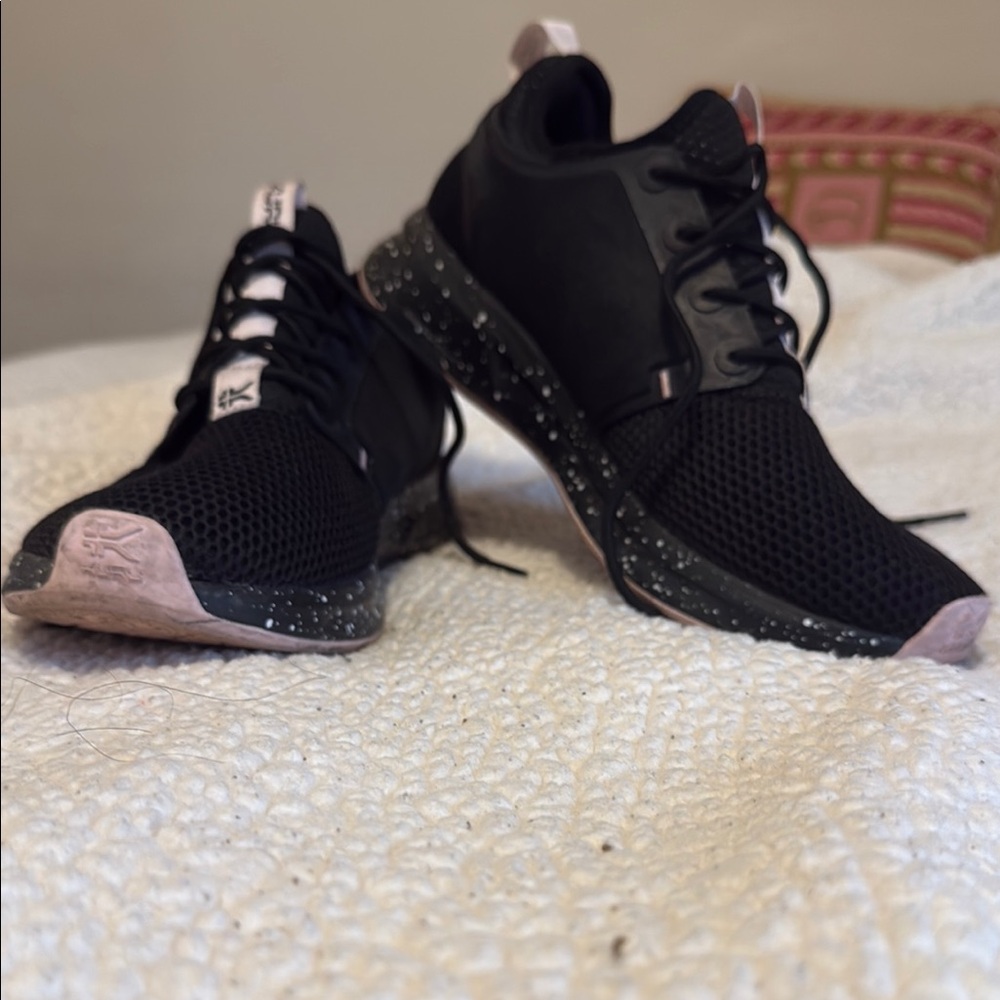 KURU atom Black and light lavender Women's Sneakers
